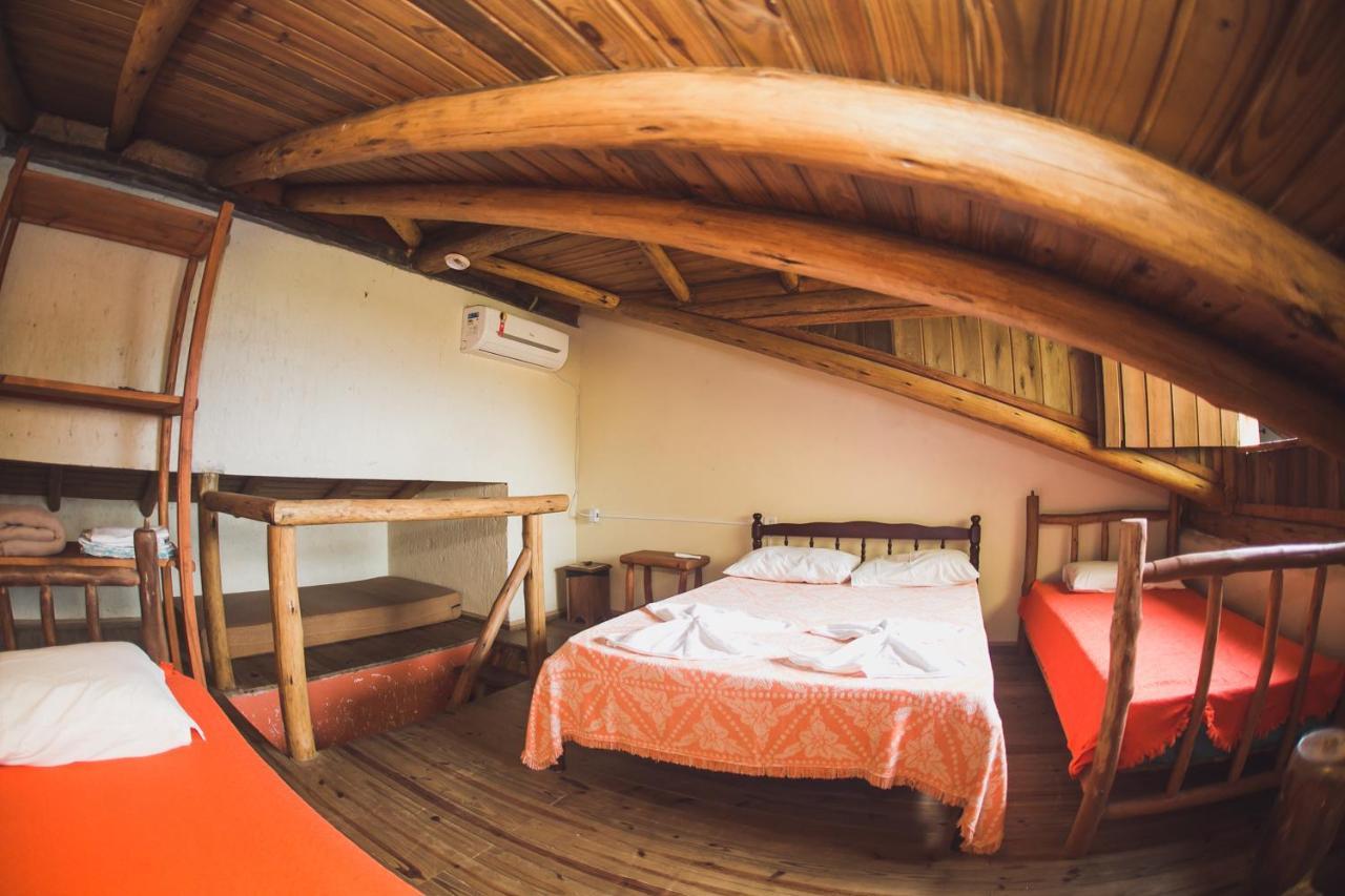 Pé Na Areia Inn 2*